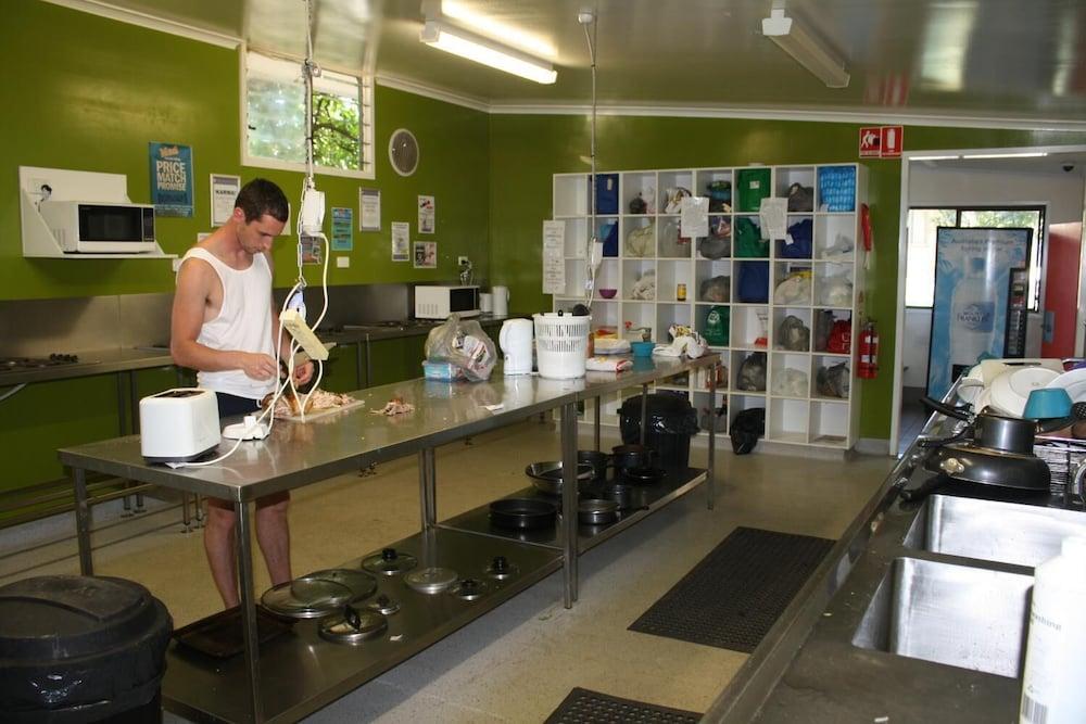 Nomads Airlie Beach (Adults Only) Eksteriør bilde