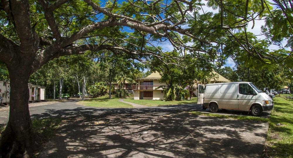 Nomads Airlie Beach (Adults Only) Eksteriør bilde